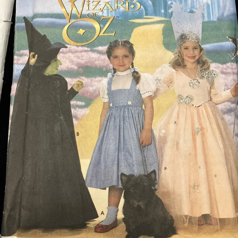 Simplicity contains halloween
